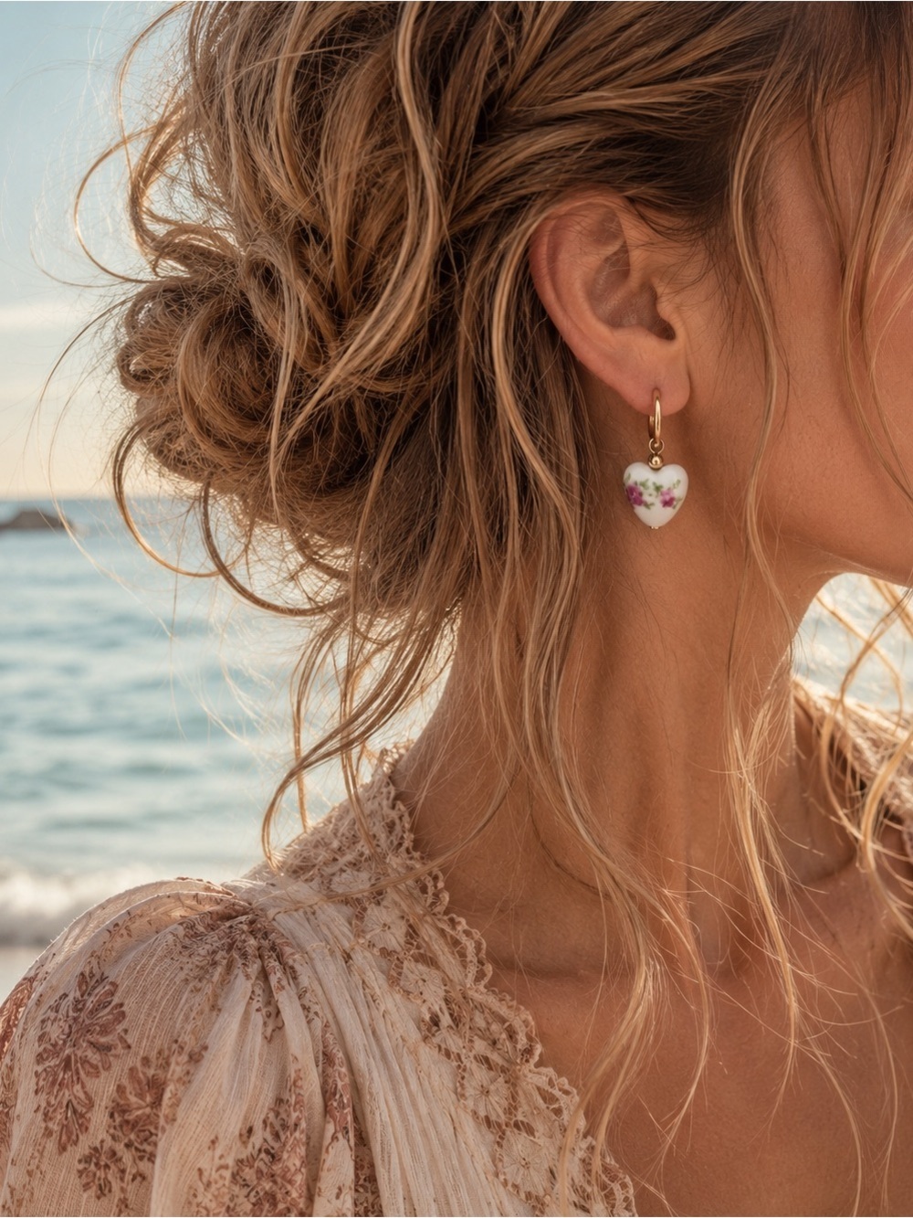 🌹🆕Chinese porcelain heart rose Gold Heart Drop Earrings - Picture 2 of 3